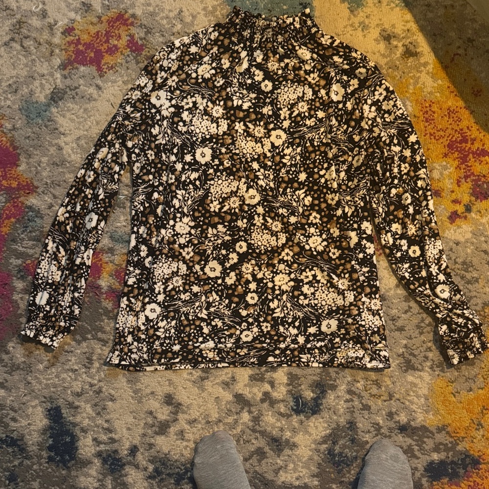 Anne Klein Black and White Floral Blouse